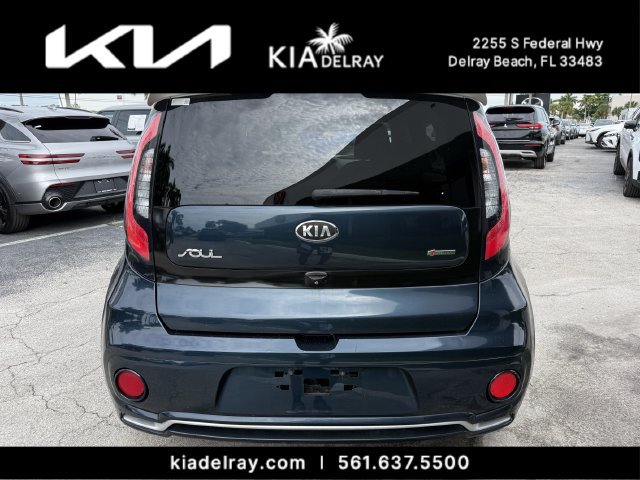 Used 2018 Kia Soul + FWD image 4
