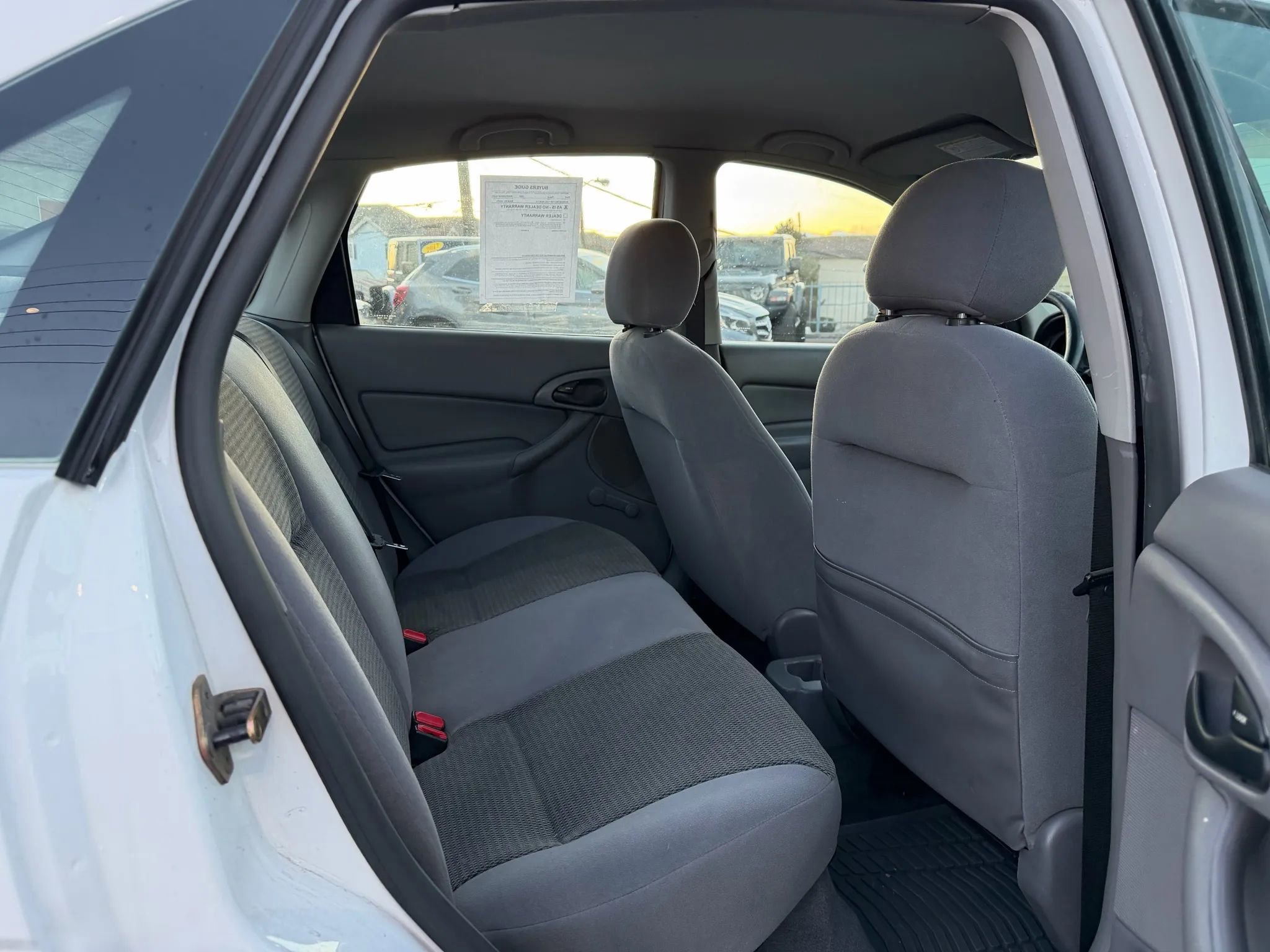 Used 2004 Ford Focus LX image 16