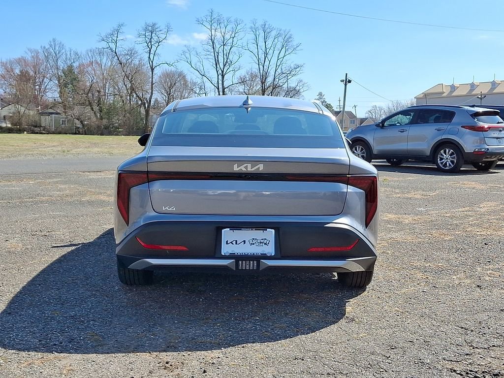Certified 2025 Kia K4 FWD image 6