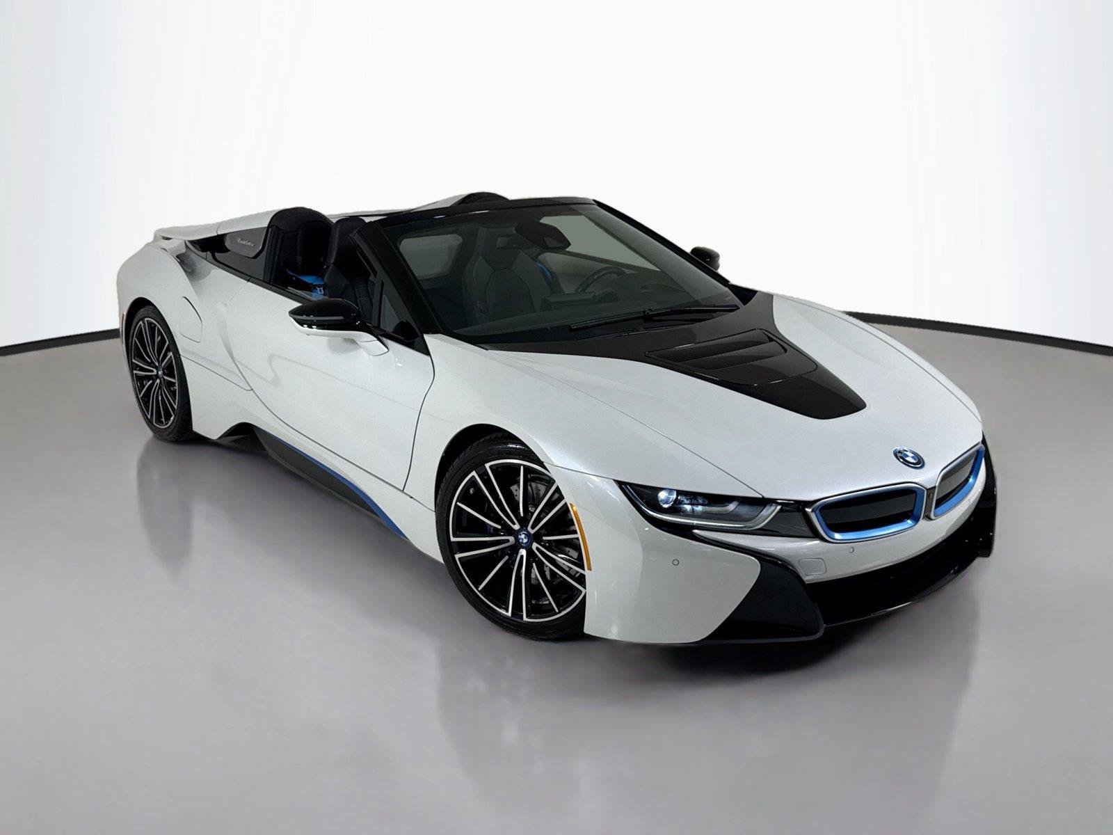 Used 2019 BMW i8 Roadster AWD/4WD image 40
