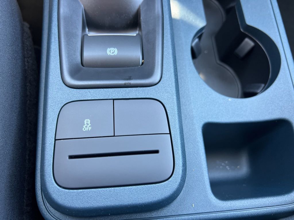 New 2026 Ford Maverick XL image 18