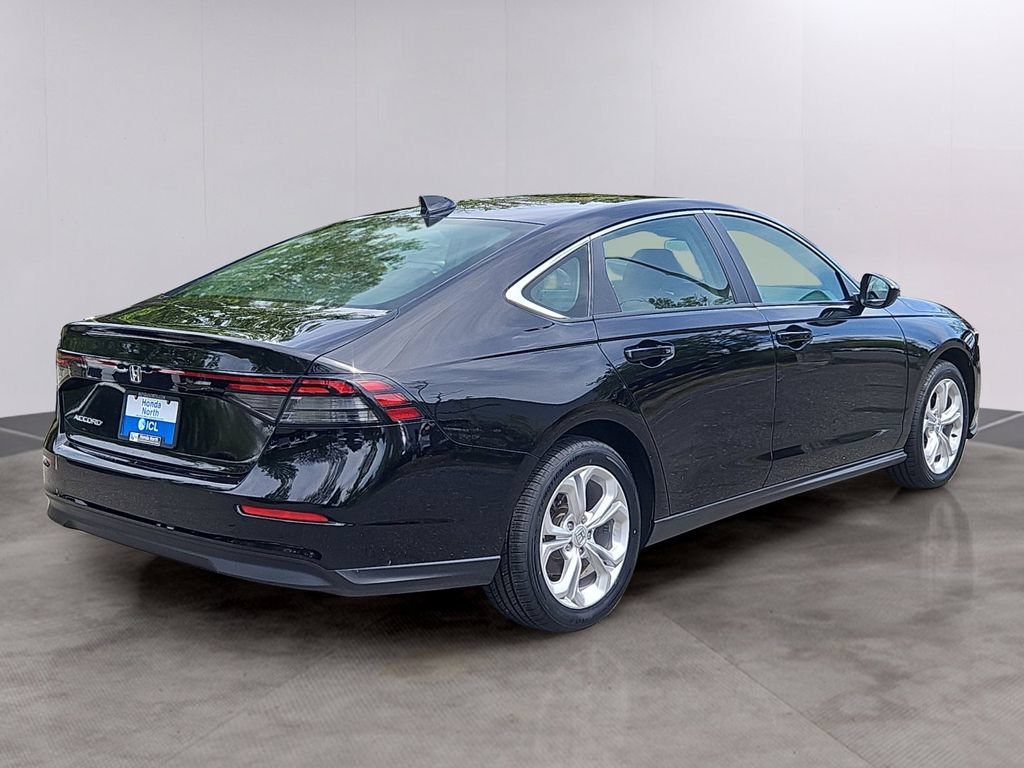 Used 2025 Honda Accord LX image 4