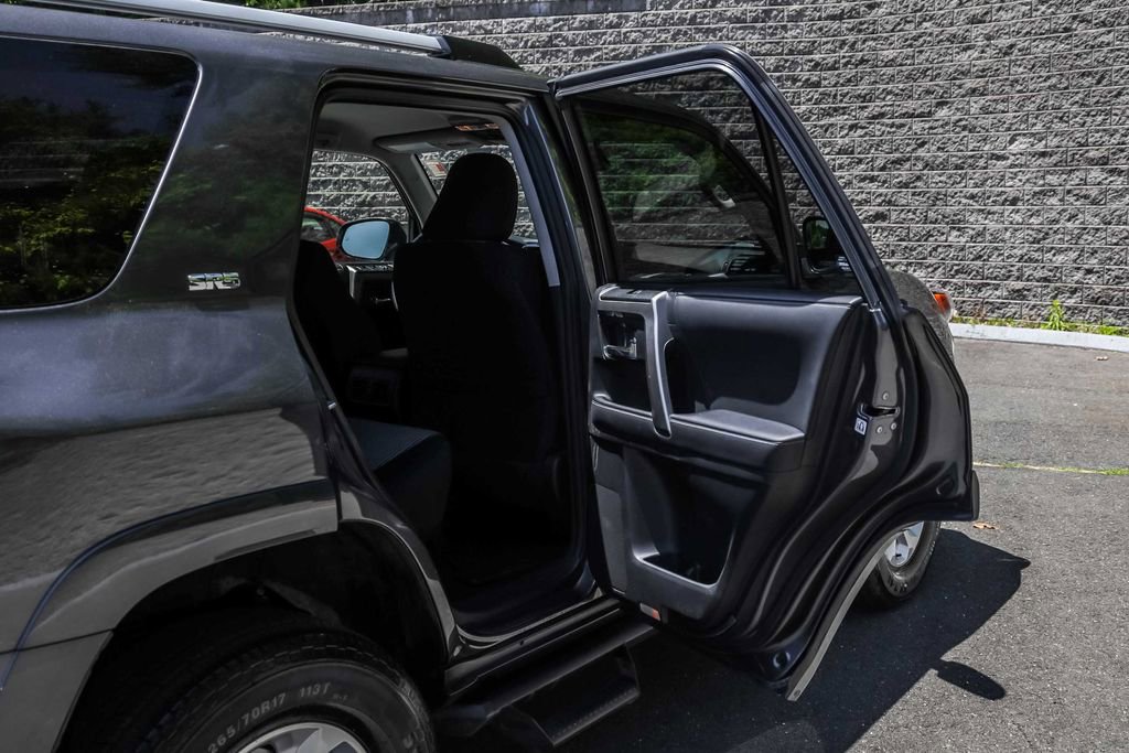 Used 2023 Toyota 4Runner SR5 AWD/4WD image 17
