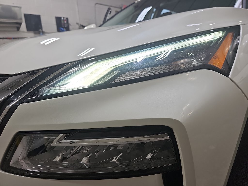 Used 2023 Nissan Rogue SV AWD/4WD image 35