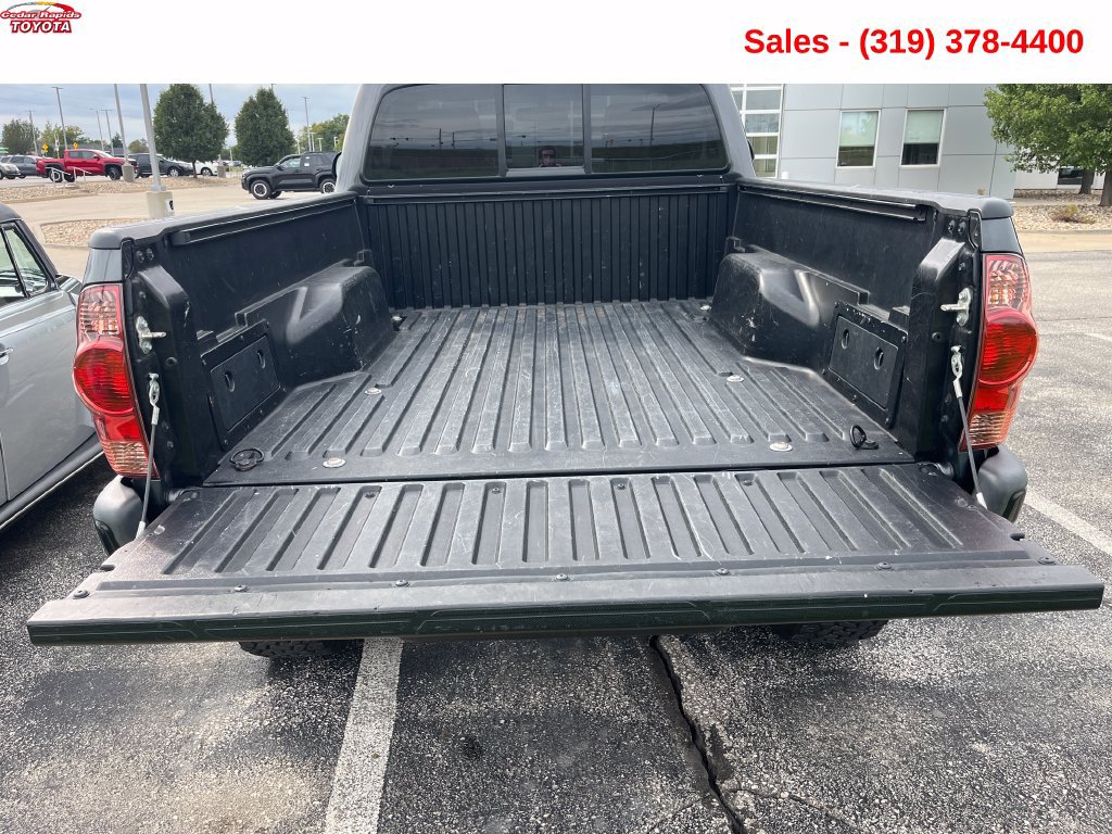 Used 2014 Toyota Tacoma 4x4 Regular Cab image 5