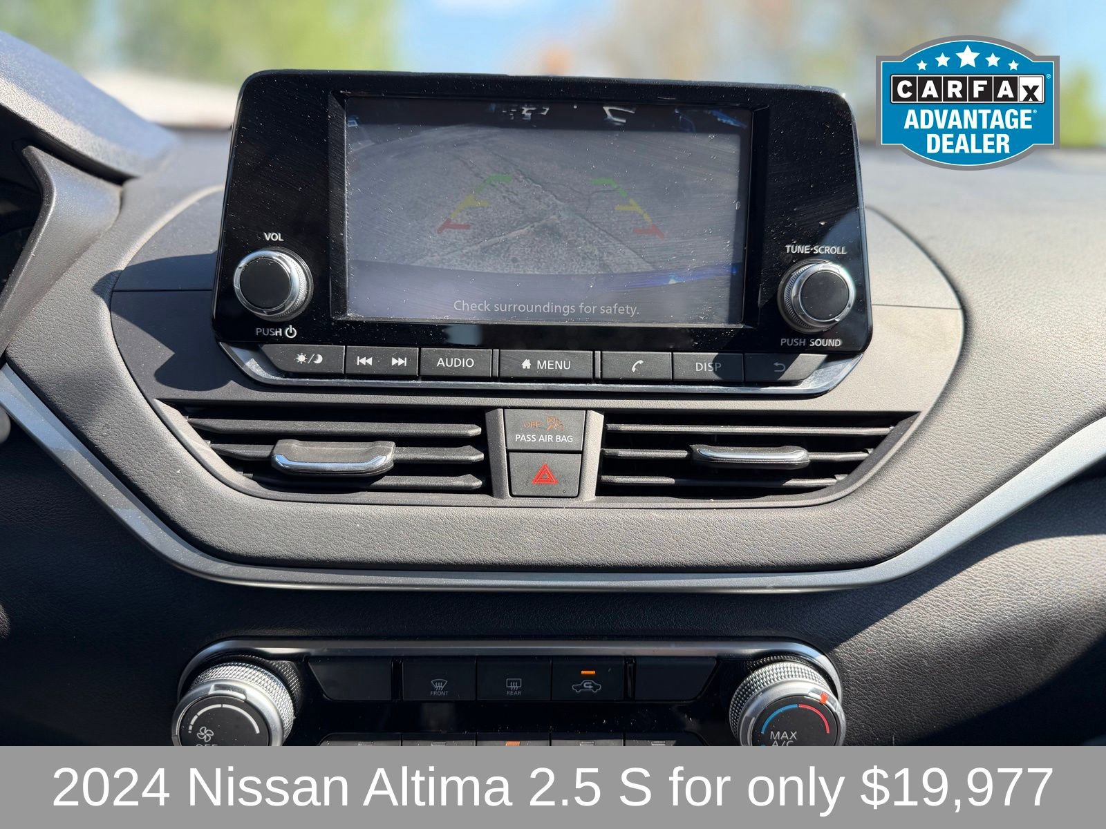 Used 2024 Nissan Altima 2.5 S FWD image 17
