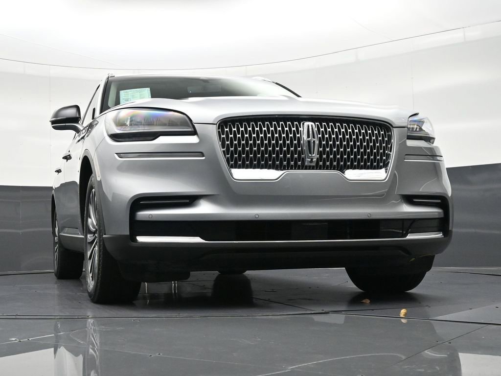 Used 2023 Lincoln Aviator Reserve image 32