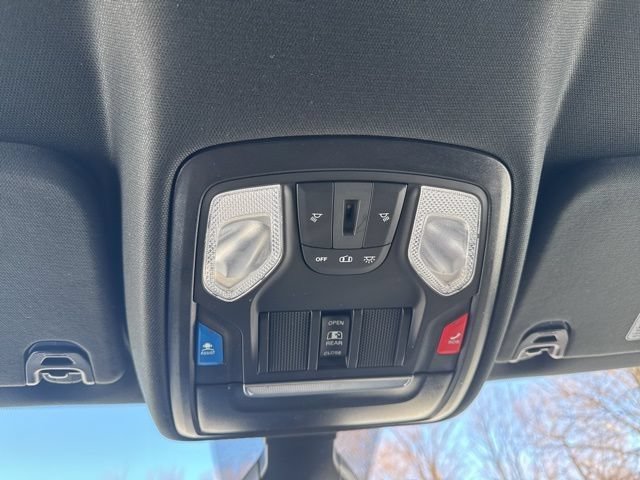 Used 2023 RAM 1500 Big Horn AWD/4WD image 33