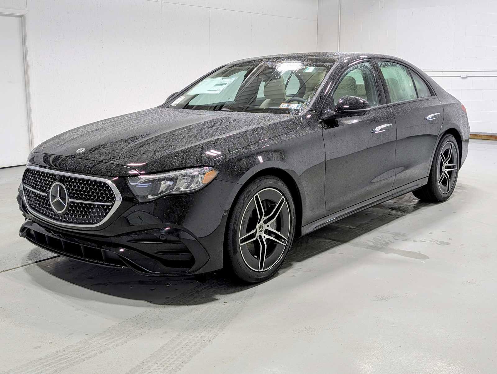 New 2026 Mercedes-Benz E 450 4MATIC Sedan image 1