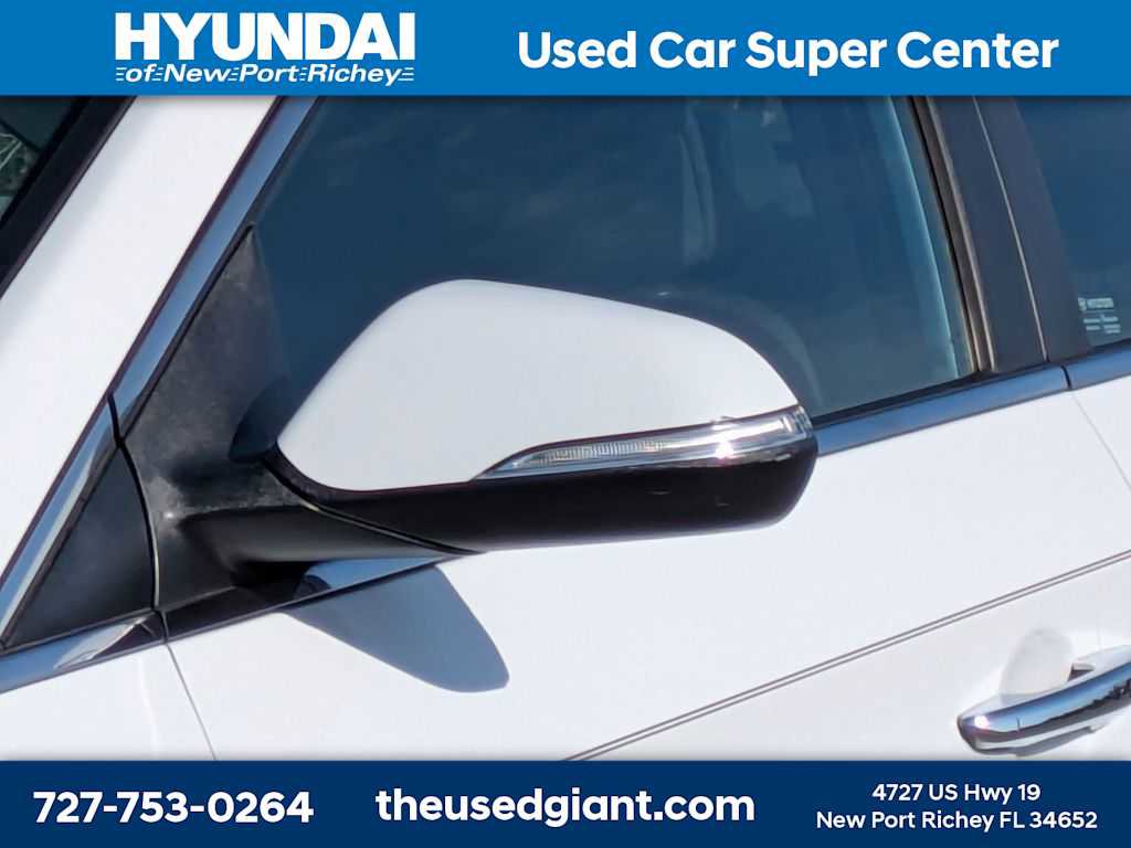 Used 2016 Hyundai Sonata Sport w/ Option Group 02 FWD image 11