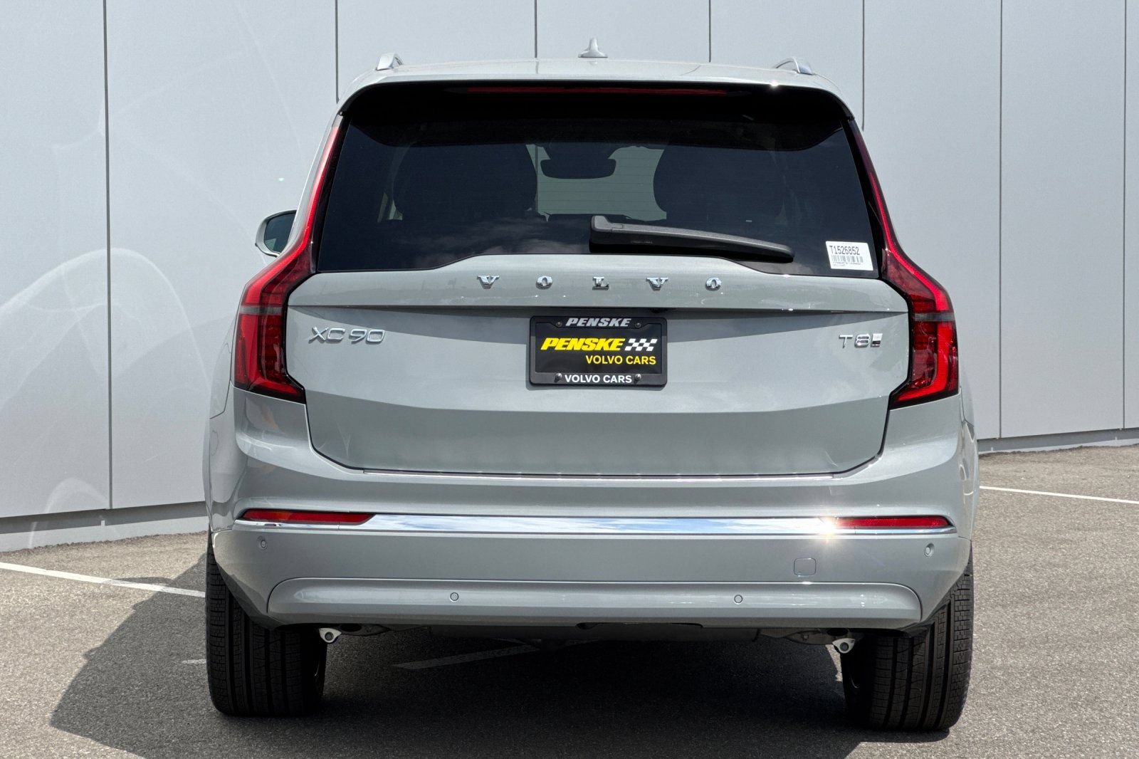New 2026 Volvo XC90 T8 Ultra w/ Protection Package AWD/4WD image 4