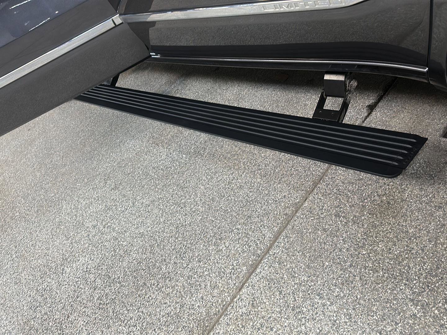 Used 2019 RAM 1500 Limited image 15