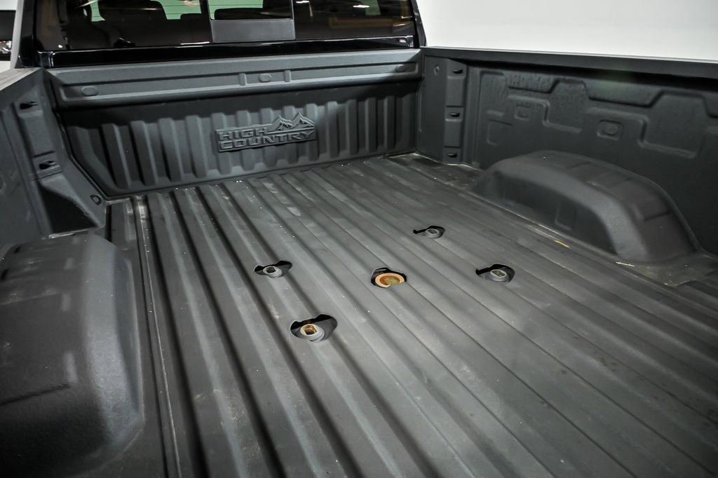Used 2023 Chevrolet Silverado 3500 High Country image 8
