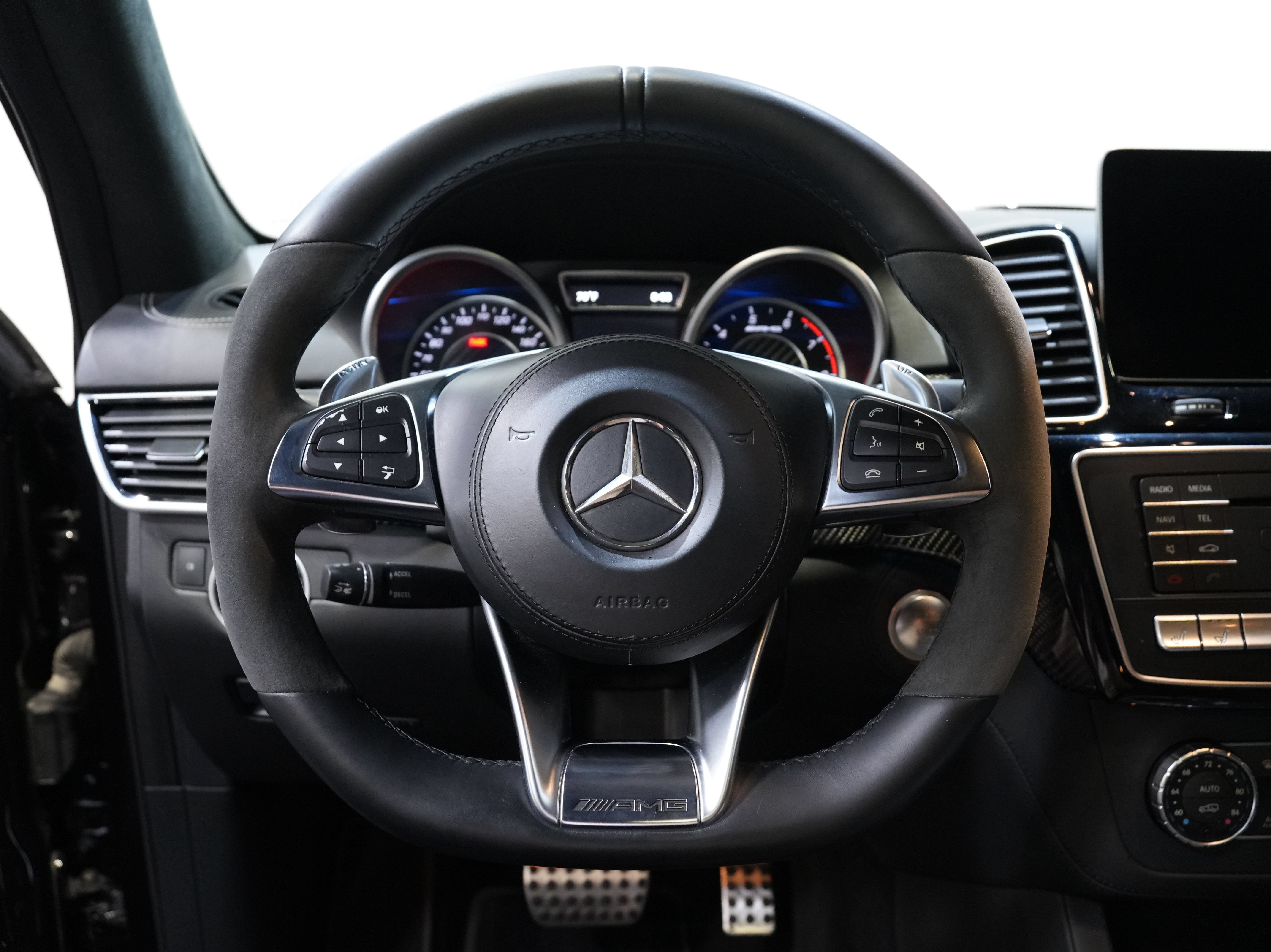 Used 2017 Mercedes-Benz GLS 63 AMG 4MATIC image 40