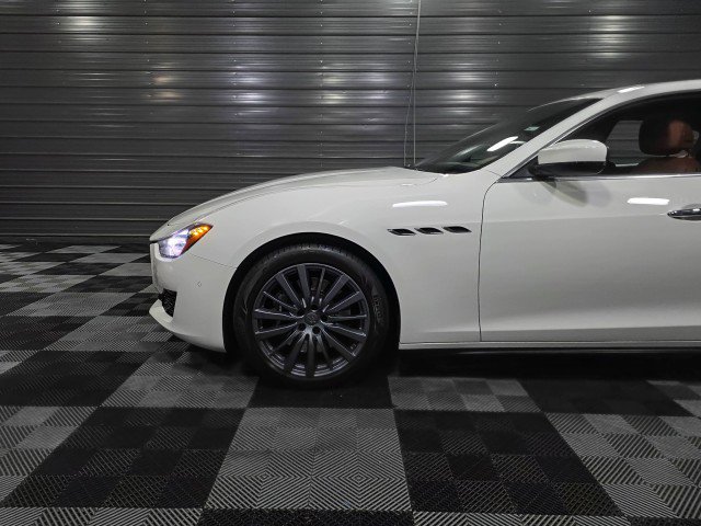 Used 2020 Maserati Ghibli S Q4 AWD/4WD image 37