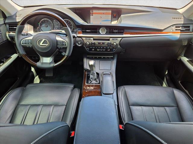 Used 2018 Lexus ES 350 w/ Ultra Luxury Package FWD image 21
