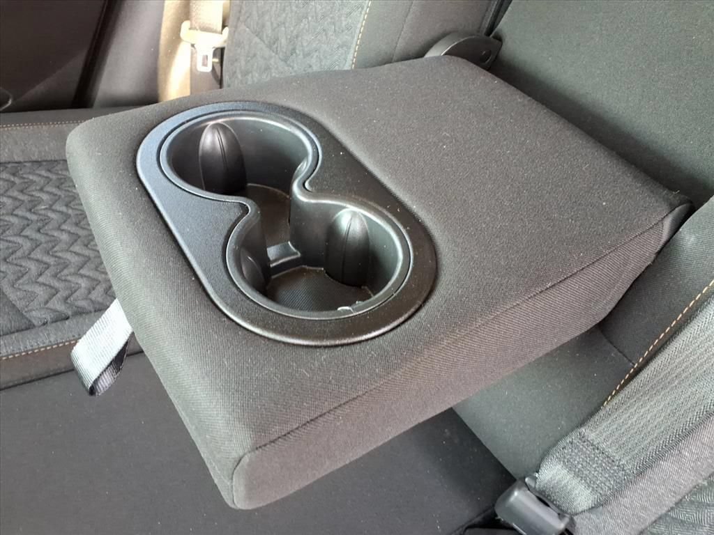 Used 2023 Chevrolet Equinox LT w/ Driver Convenience Package FWD image 15