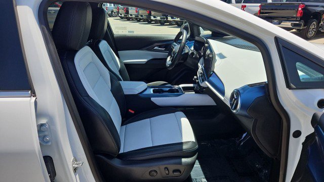 Used 2024 Chevrolet Equinox EV LT FWD image 26