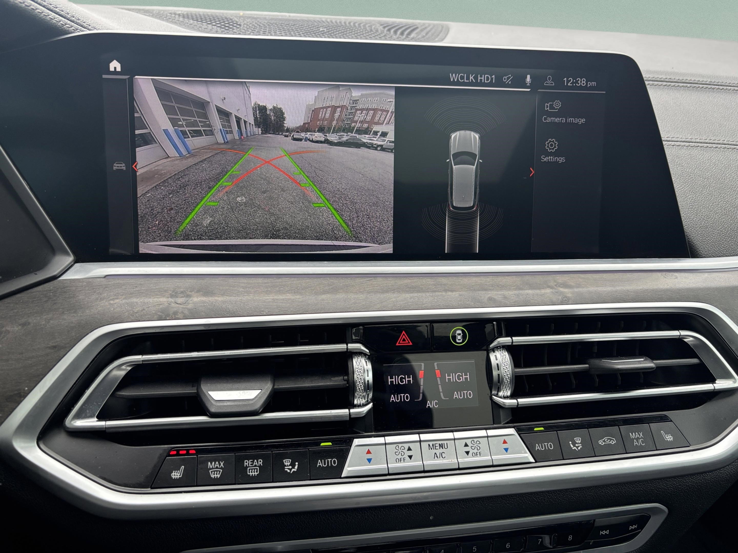 Used 2023 BMW X5 sDrive40i w/ Premium Package image 17