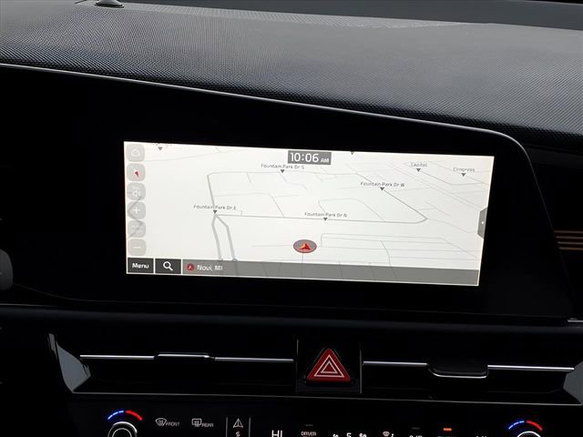 Used 2024 Kia Niro EX Touring image 21