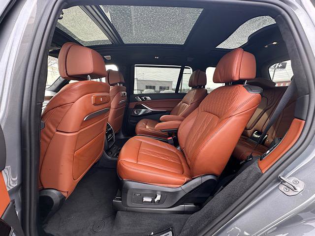 New 2026 BMW X7 M60i image 5