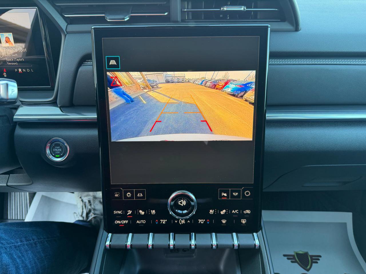 Used 2026 GMC Terrain Elevation w/ Elevation Premium Package image 30