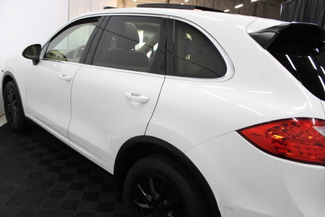 Used 2013 Porsche Cayenne AWD/4WD image 8