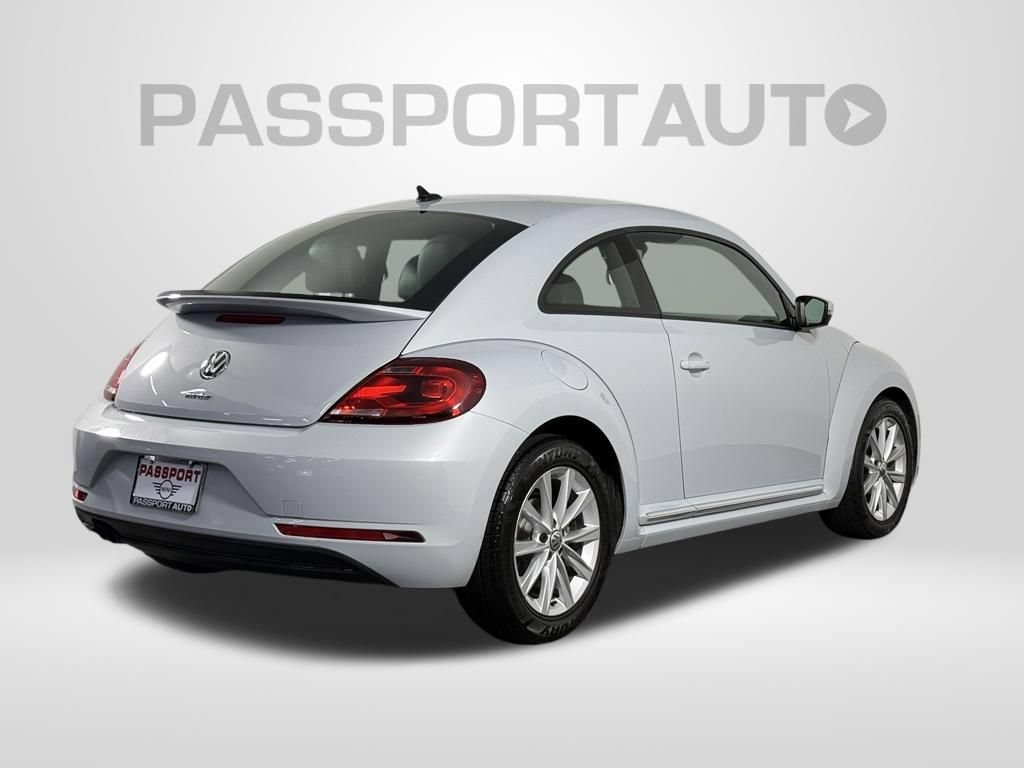 Used 2018 Volkswagen Beetle 2.0T S w/ Style & Comfort Package For S FWD image 6
