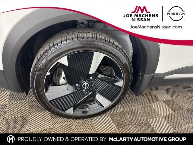 Used 2025 Nissan Kicks SR image 26