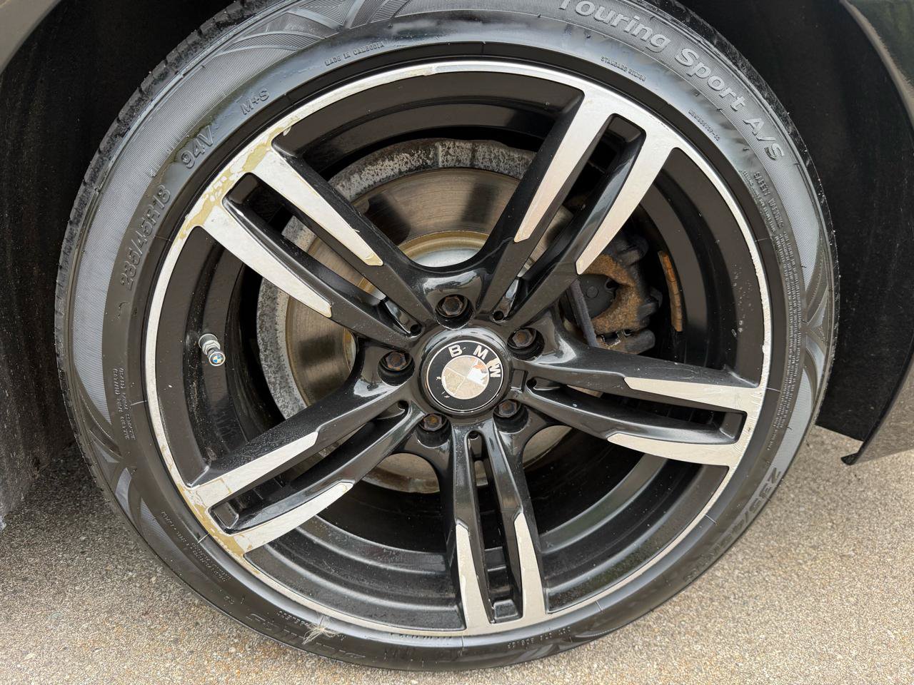 Used 2011 BMW 535i xDrive Sedan AWD/4WD image 10