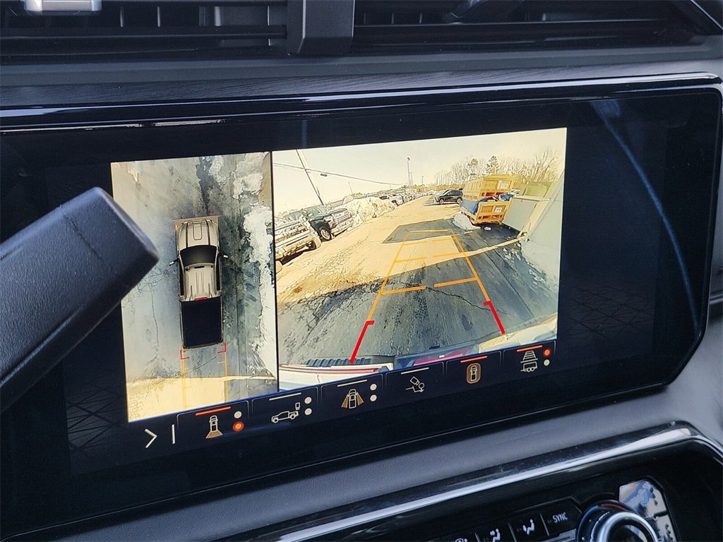 Used 2024 GMC Sierra 2500 AT4X image 20