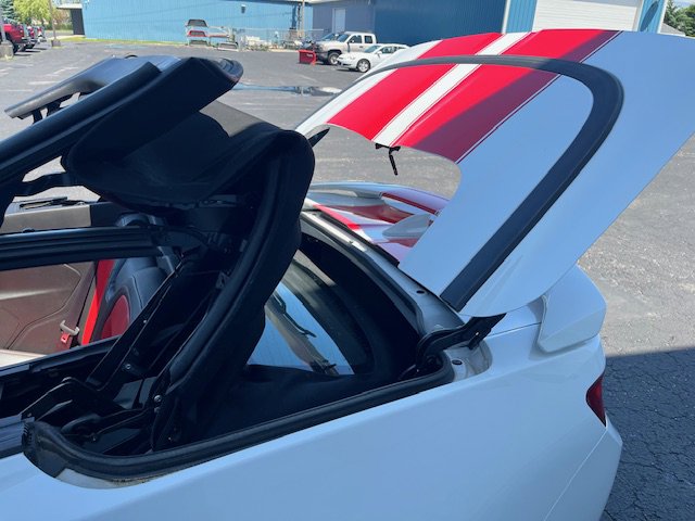 Used 2016 Chevrolet Camaro SS image 12