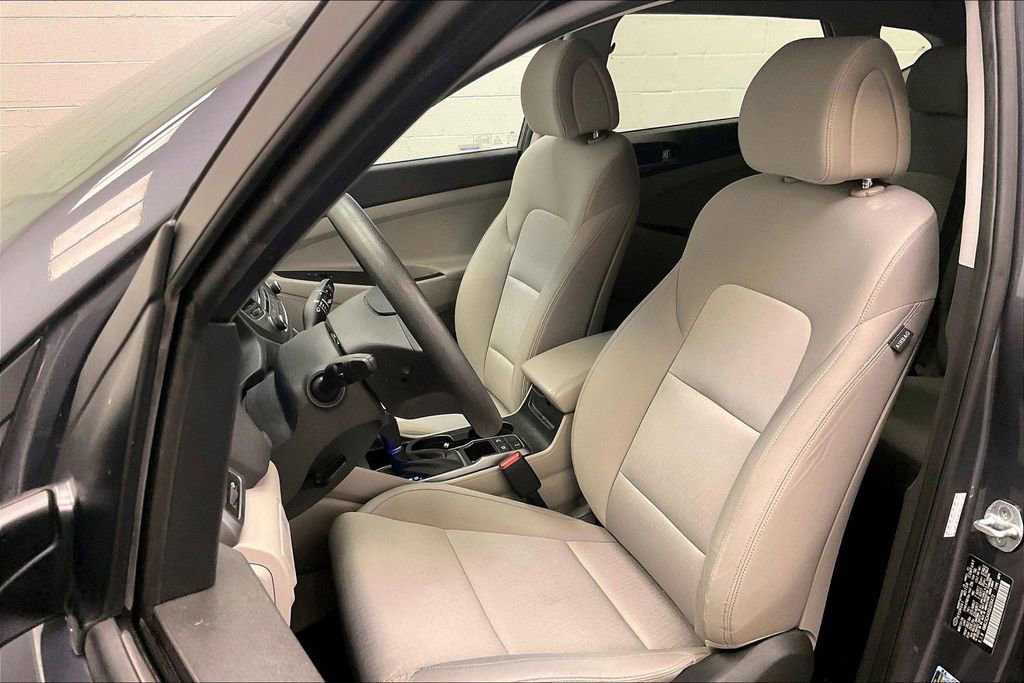 Used 2016 Hyundai Tucson SE w/ Option Group 02 image 16