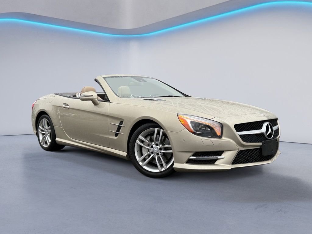 Used 2013 Mercedes-Benz SL 550 image 33