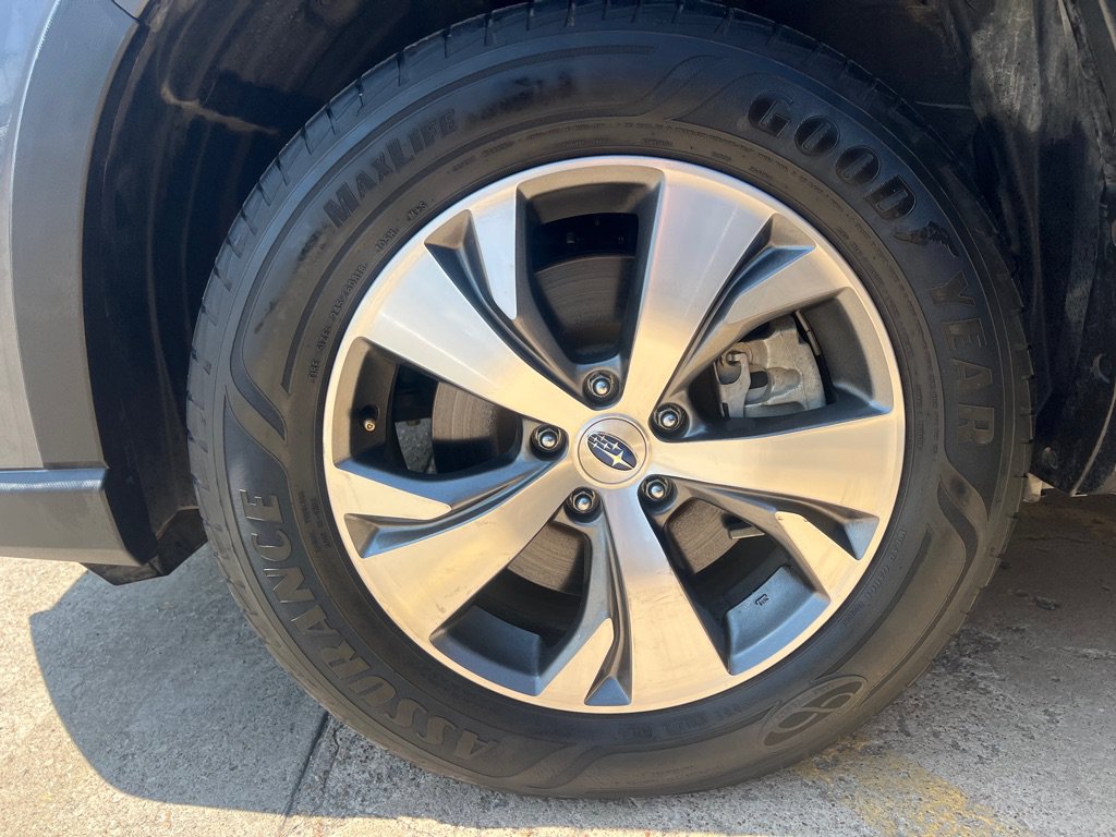 Used 2022 Subaru Ascent Premium w/ Convenience Package AWD/4WD image 25