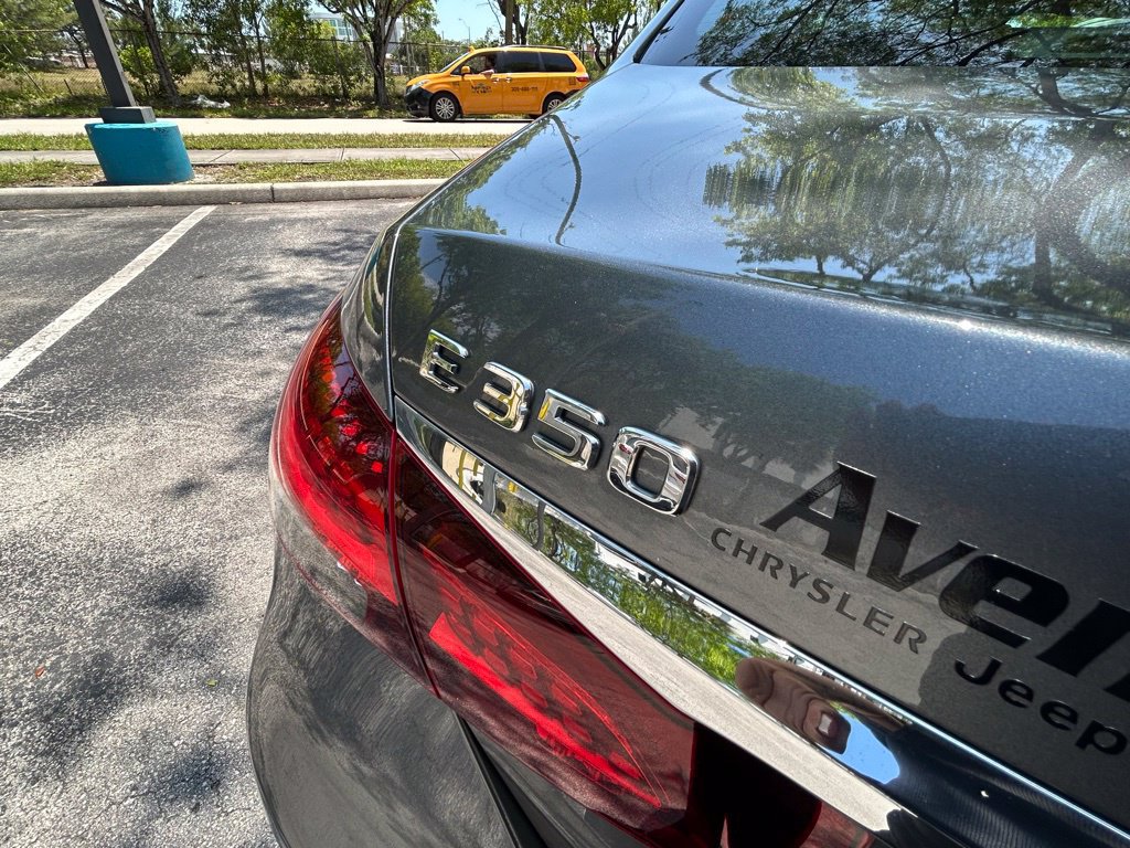 Used 2023 Mercedes-Benz E 350 4MATIC Sedan image 46