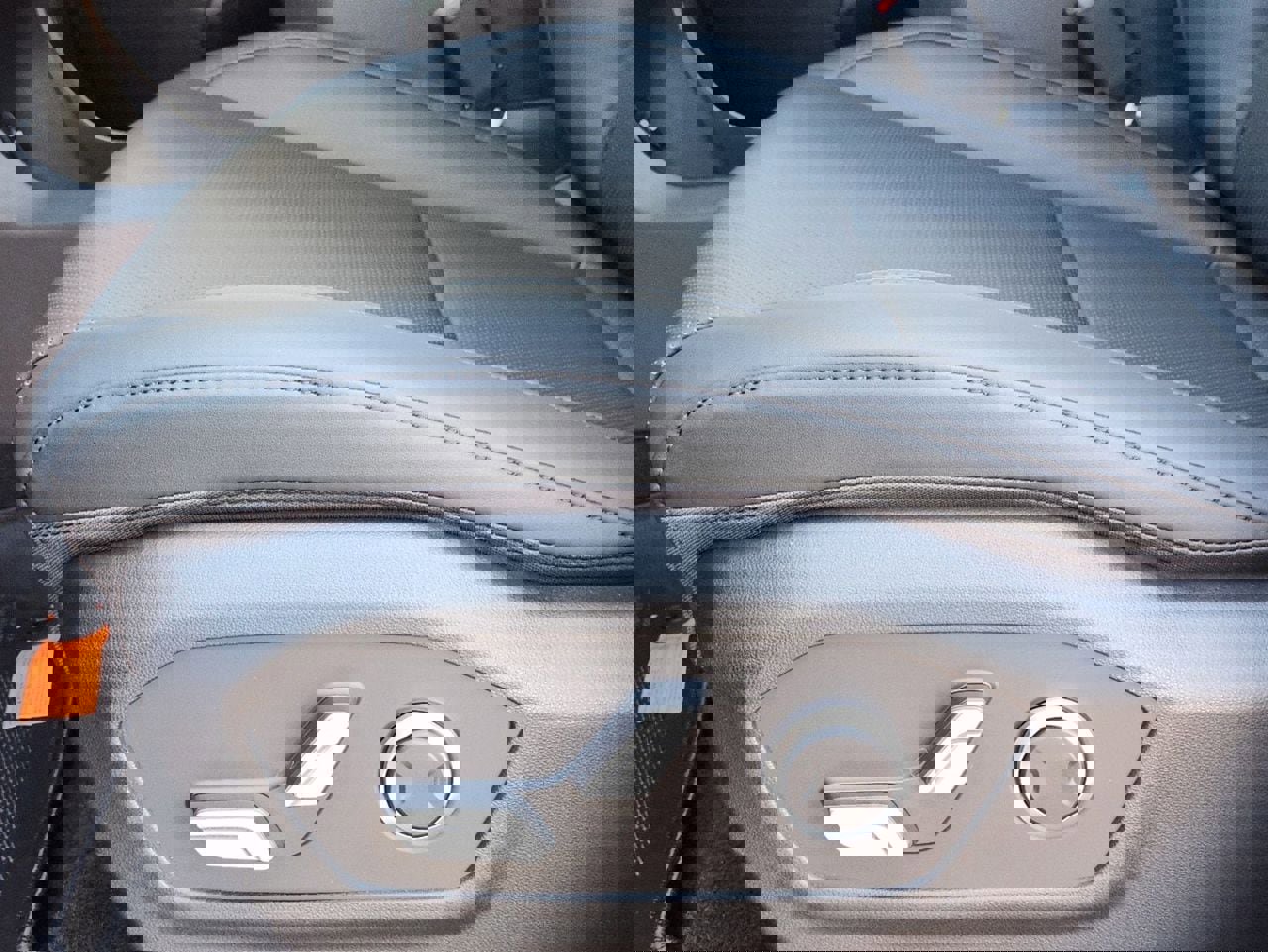 Certified 2025 Hyundai Santa Fe XRT image 19