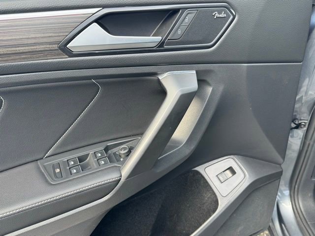 Certified 2022 Volkswagen Tiguan SEL R-Line image 33