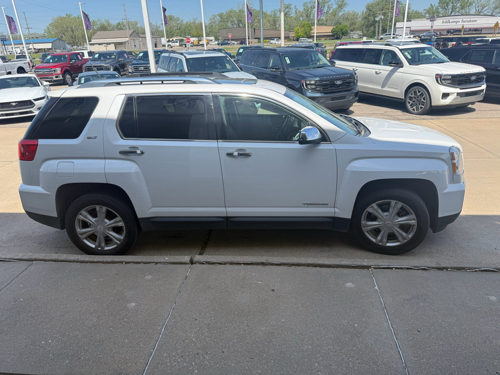 Used 2016 GMC Terrain SLT w/ Open Road Package FWD image 4
