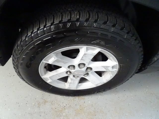 Used 2016 GMC Acadia SLE AWD/4WD image 28