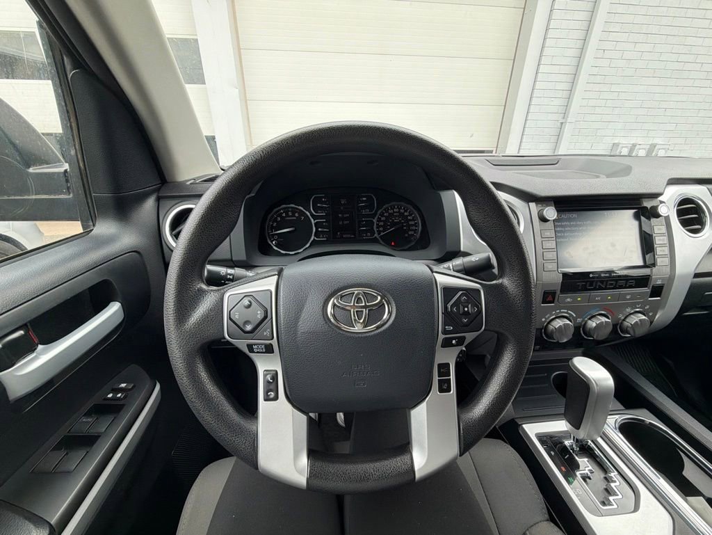 Used 2020 Toyota Tundra SR5 w/ SR5 Upgrade Package AWD/4WD image 21