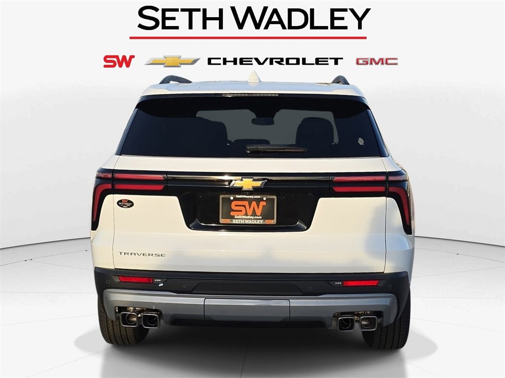 New 2025 Chevrolet Traverse LT w/ Enhanced Driving Package image 7