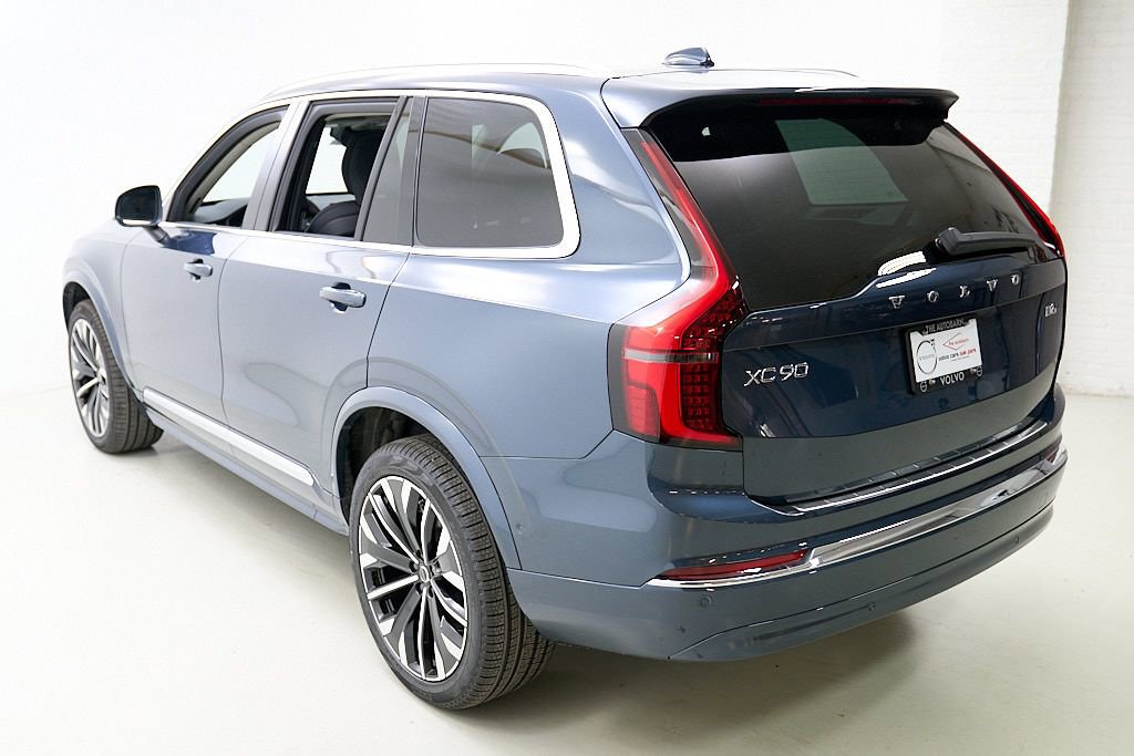 New 2026 Volvo XC90 B6 Plus w/ Protection Package AWD/4WD image 7