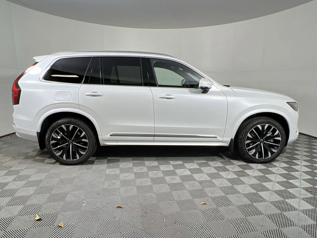 New 2026 Volvo XC90 T8 Plus w/ Protection Package image 5