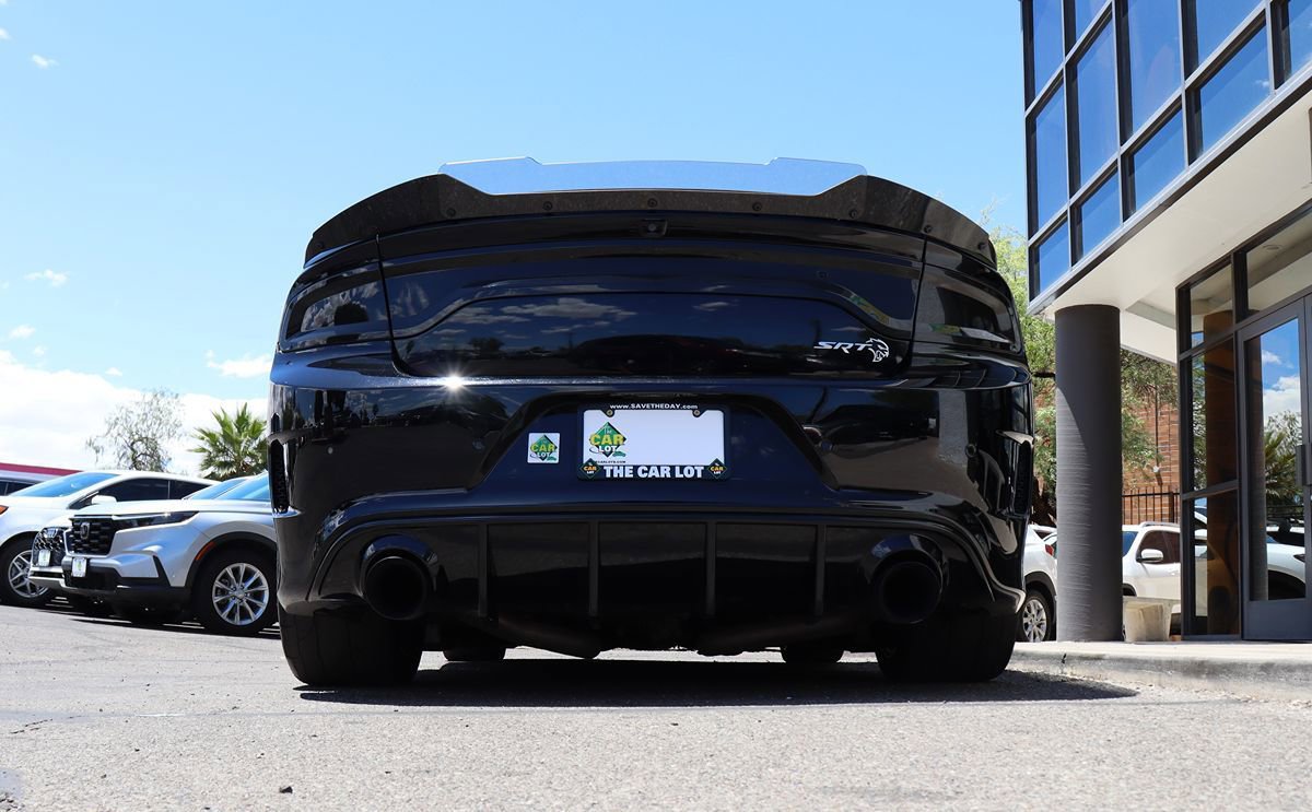 Used 2016 Dodge Charger SRT Hellcat RWD image 12