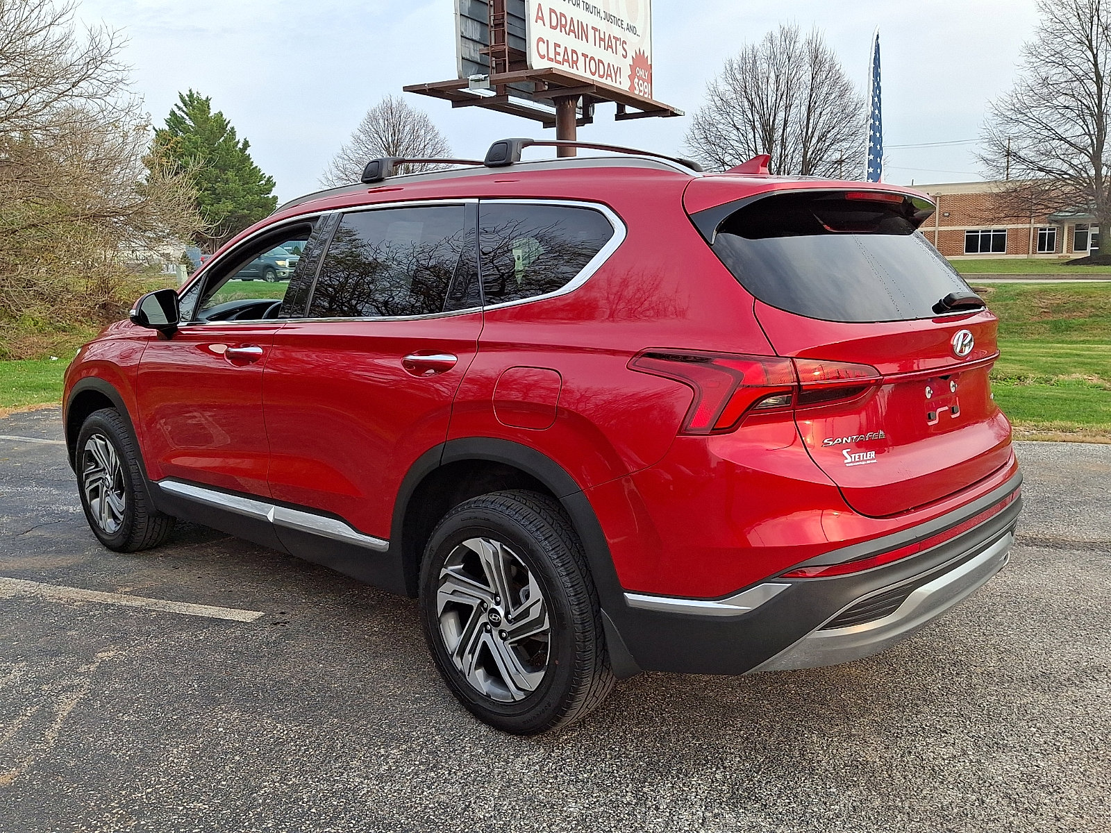Used 2021 Hyundai Santa Fe SEL w/ Convenience Package image 6