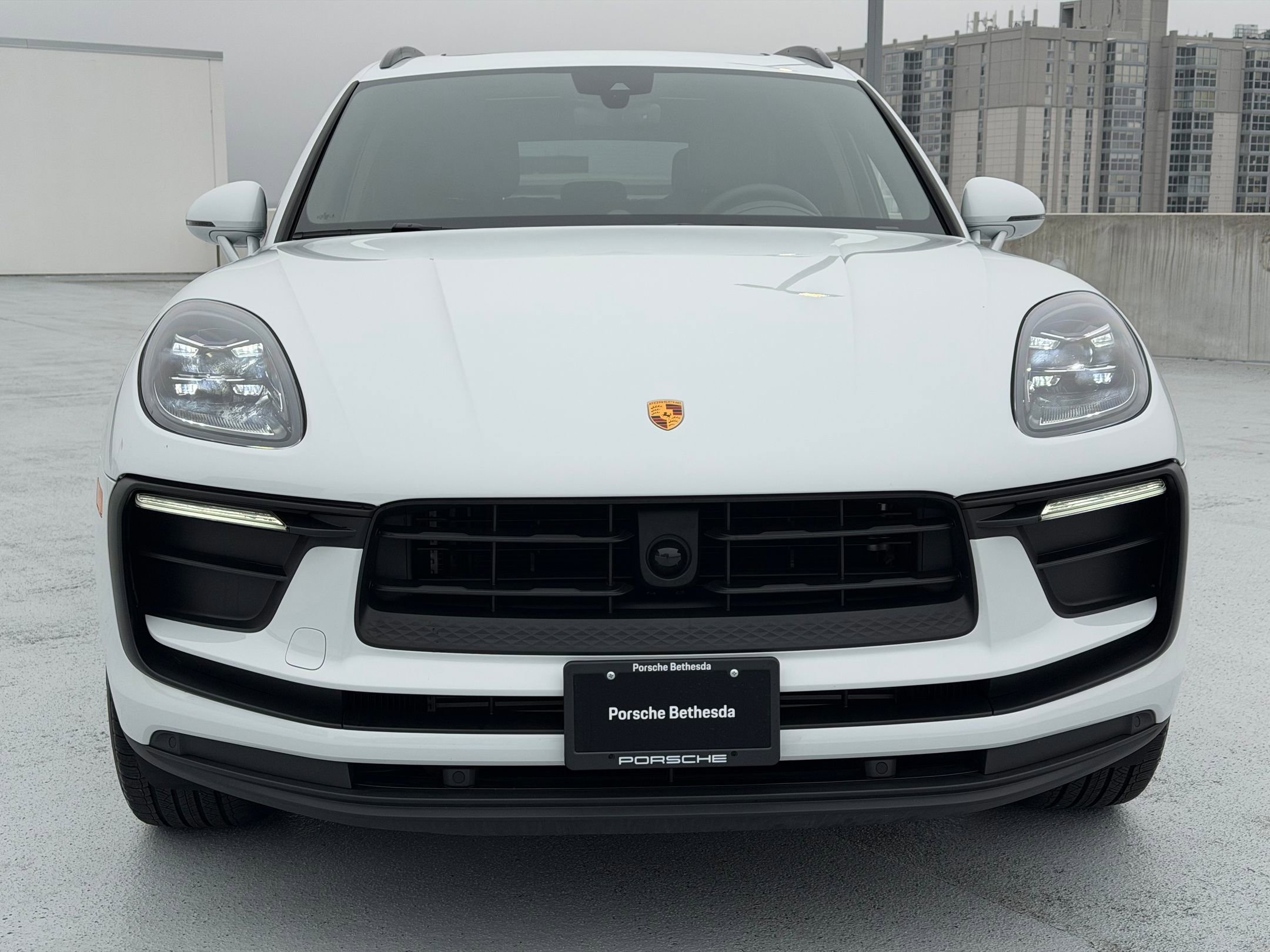 Certified 2023 Porsche Macan image 10