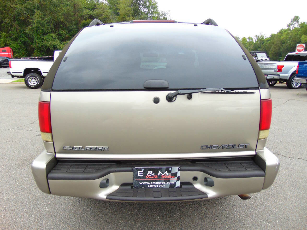 Used 2002 Chevrolet Blazer LS w/ Preferred Equipment Group image 4