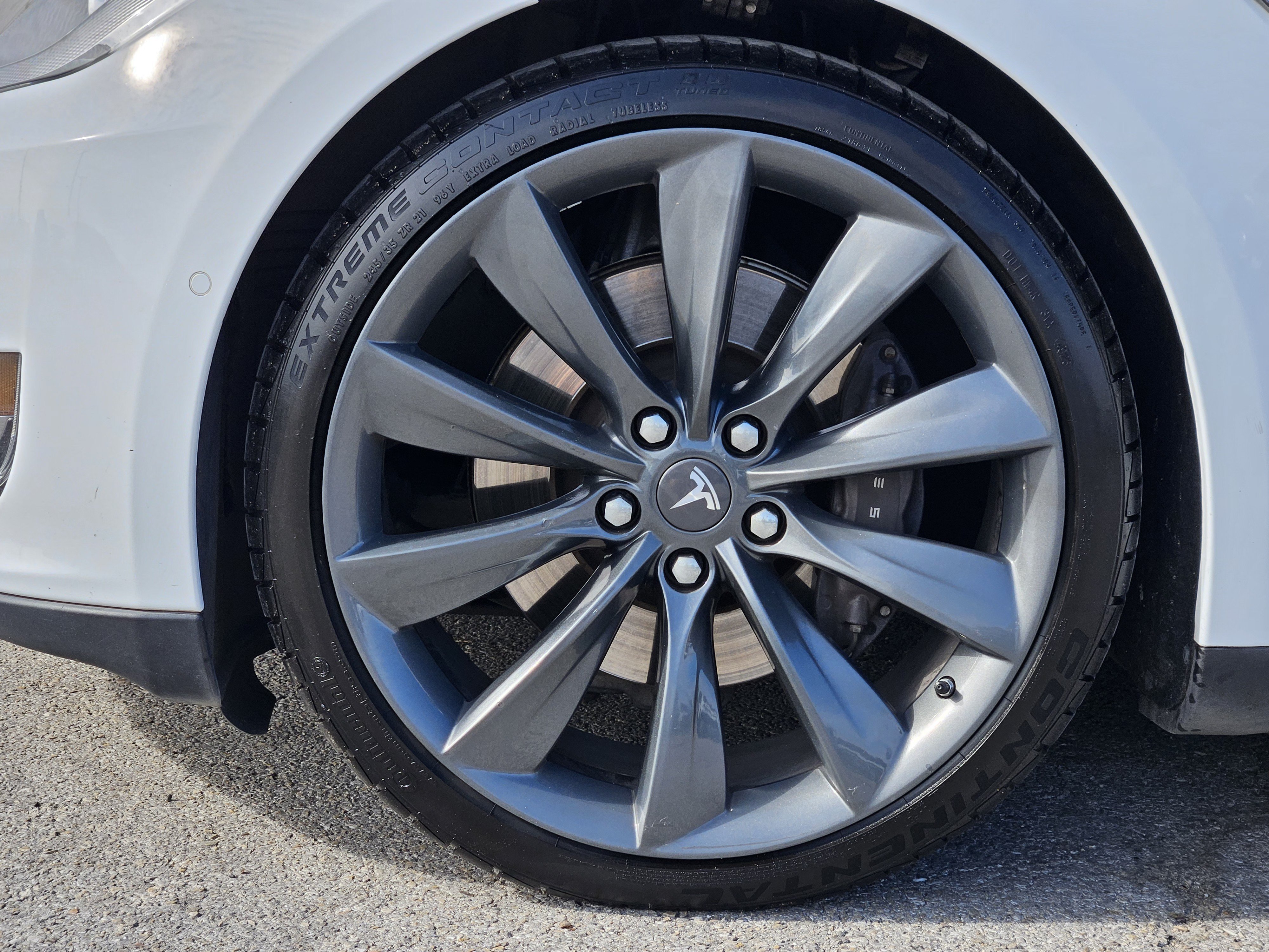 Used 2015 Tesla Model S 85D AWD/4WD image 10