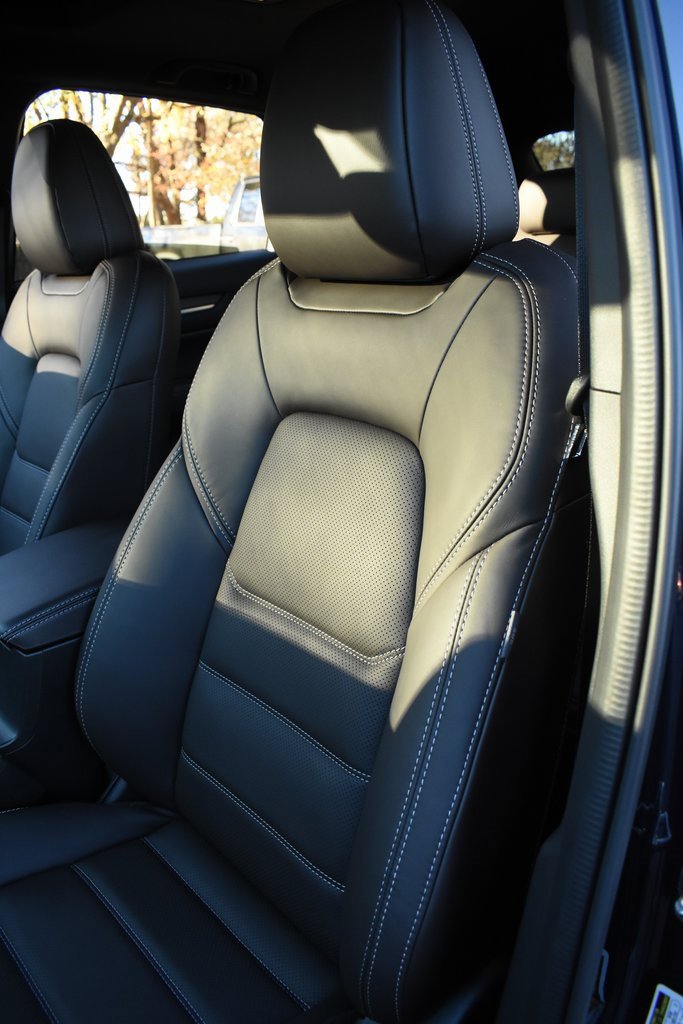 New 2025 MAZDA CX-5 Signature image 17